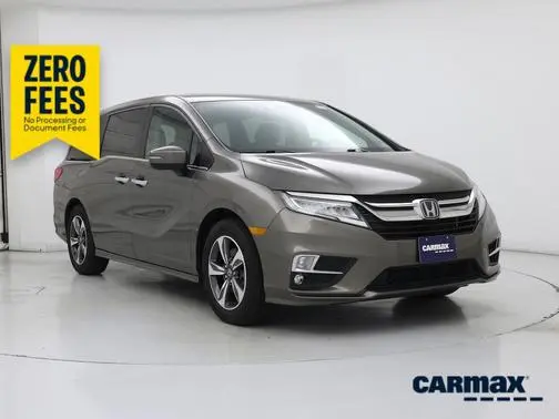 2018 Honda Odyssey Touring FWD photo