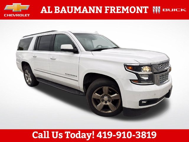 2017 Chevrolet Suburban LT 4WD photo