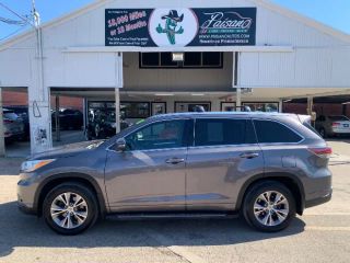 2015 Toyota Highlander XLE FWD photo