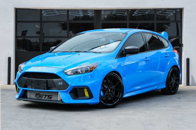 2017 Ford Focus RS AWD photo