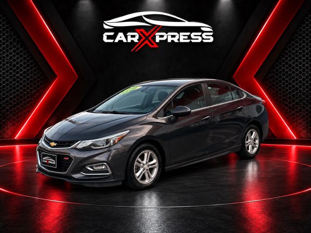 2017 Chevrolet Cruze LT FWD photo