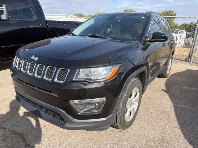 2017 Jeep Compass Latitude FWD photo