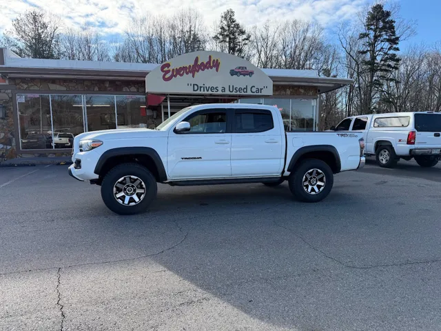 2017 Toyota Tacoma TRD Off Road 4WD photo