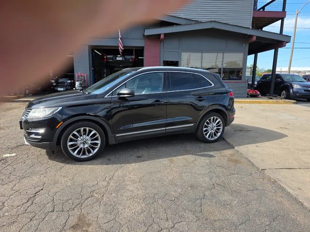 2017 Lincoln MKC Reserve FWD photo