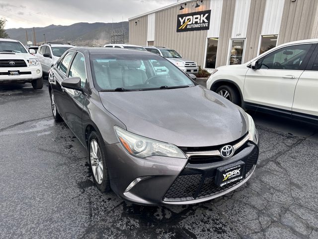 2016 Toyota Camry SE FWD photo