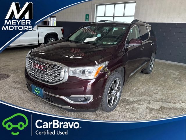 2017 GMC Acadia Denali AWD photo