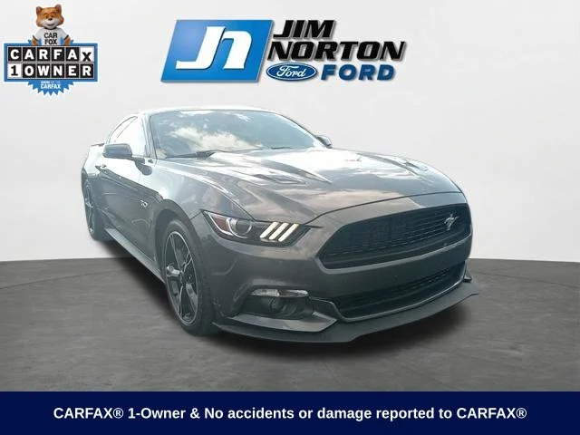 2017 Ford Mustang GT Premium RWD photo
