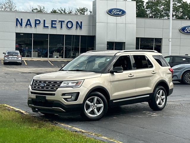 2017 Ford Explorer XLT 4WD photo