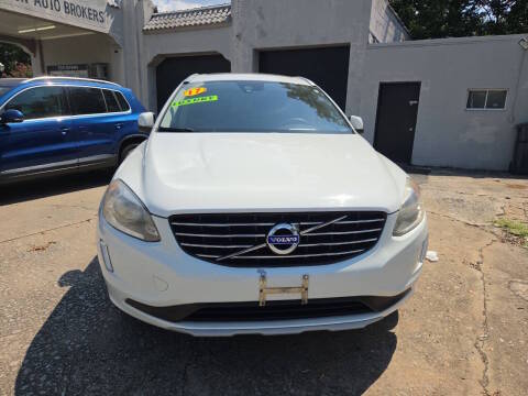 2017 Volvo XC60 Inscription FWD photo