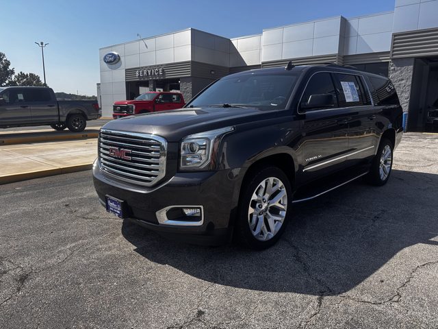 2017 GMC Yukon XL SLT 4WD photo