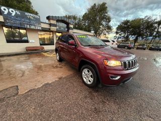 2017 Jeep Grand Cherokee Laredo 4WD photo