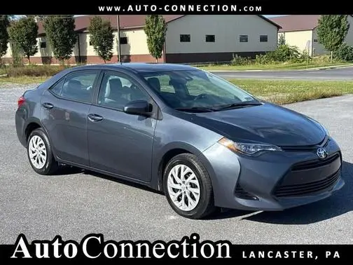 2017 Toyota Corolla LE FWD photo