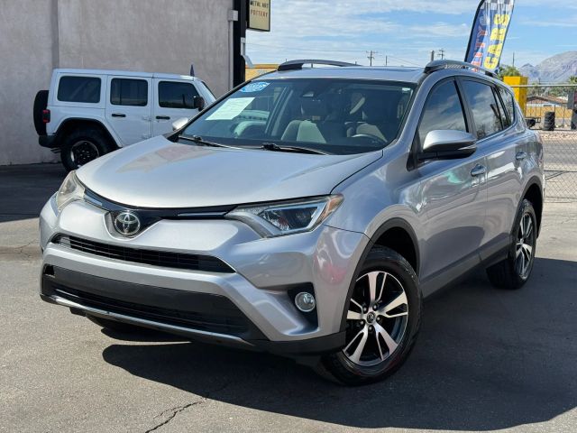 2017 Toyota RAV4 XLE FWD photo