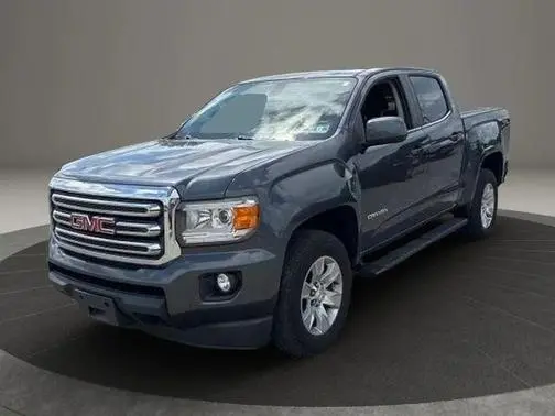 2017 GMC Canyon 4WD SLE 4WD photo