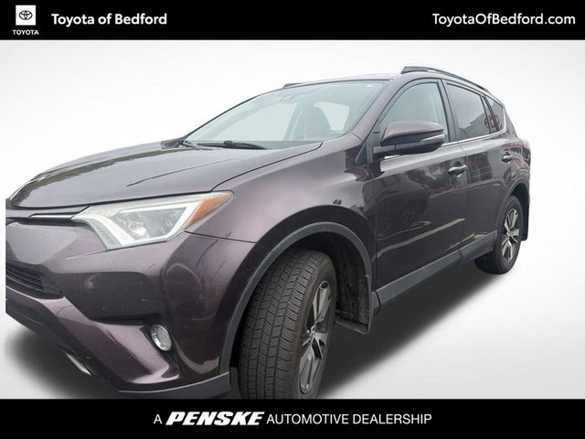 2017 Toyota RAV4 XLE AWD photo