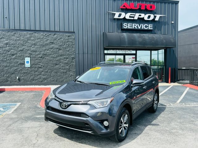 2017 Toyota RAV4 XLE AWD photo