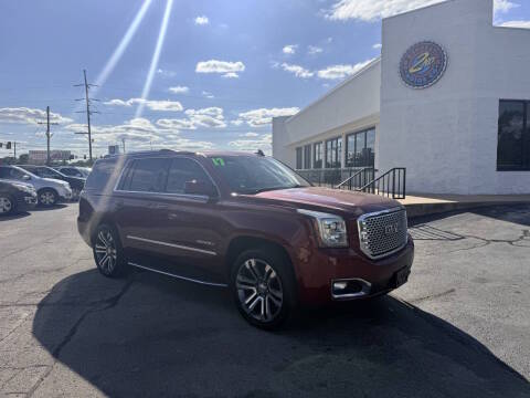 2017 GMC Yukon Denali 4WD photo