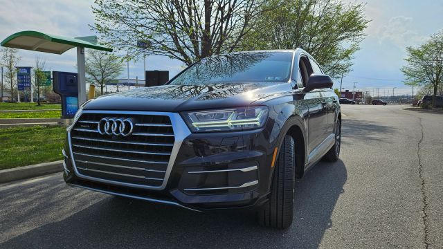2018 Audi Q7 Premium Plus AWD photo