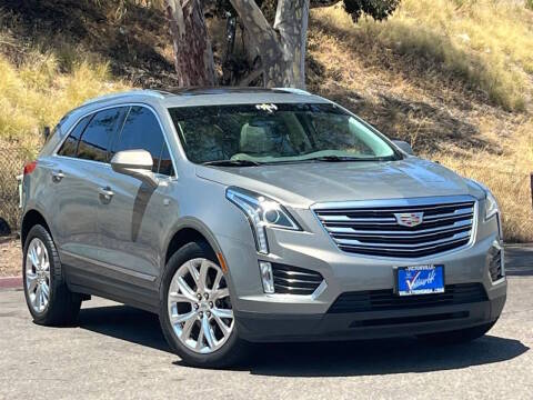 2017 Cadillac XT5 Luxury FWD FWD photo