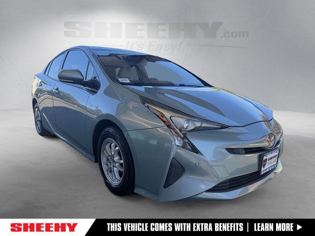 2017 Toyota Prius Four FWD photo