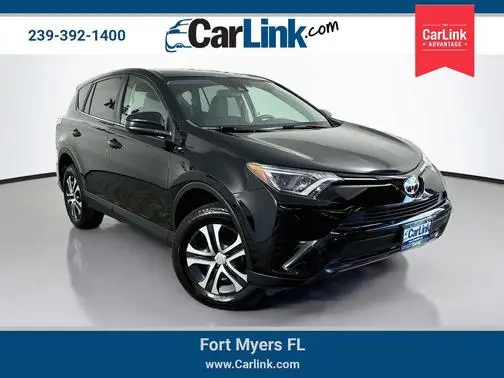 2017 Toyota RAV4 LE FWD photo