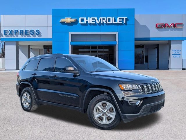 2017 Jeep Grand Cherokee Laredo RWD photo