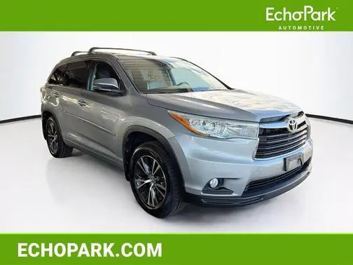 2016 Toyota Highlander XLE AWD photo