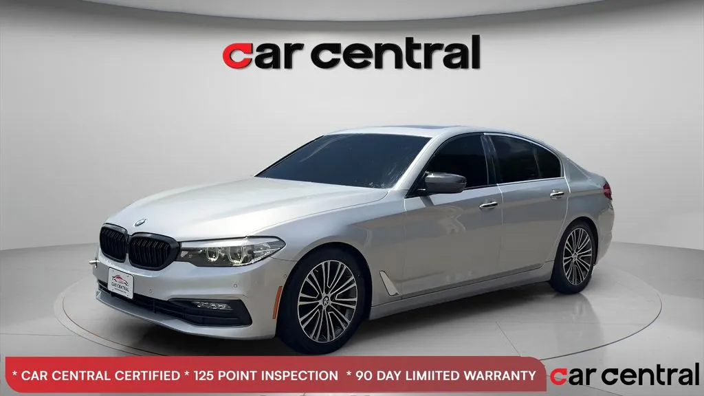 2017 BMW 5 Series 530i xDrive AWD photo