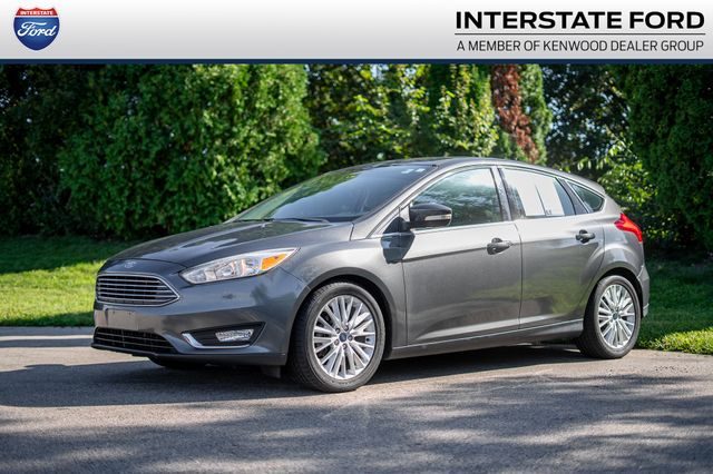 2017 Ford Focus Titanium FWD photo