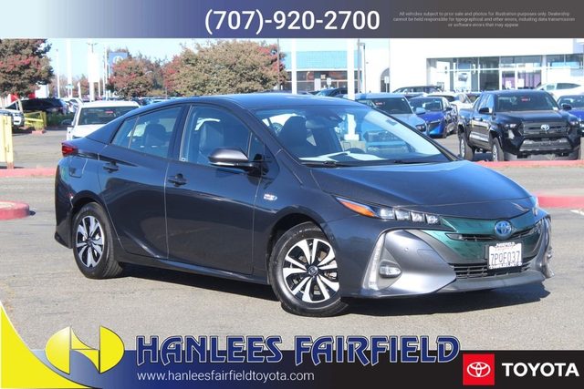 2017 Toyota Prius Prime Advanced FWD photo