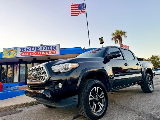 2017 Toyota Tacoma TRD Sport 4WD photo
