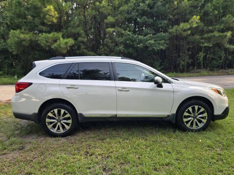 2017 Subaru Outback Touring AWD photo