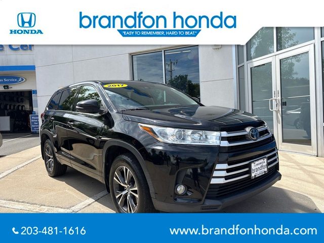 2017 Toyota Highlander LE Plus AWD photo