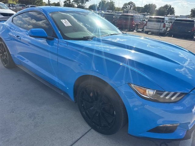 2017 Ford Mustang EcoBoost RWD photo
