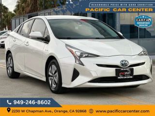 2017 Toyota Prius Two FWD photo