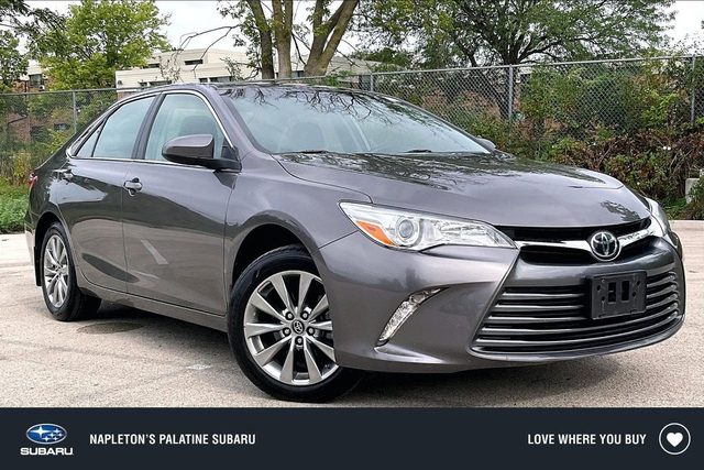 2017 Toyota Camry XLE FWD photo