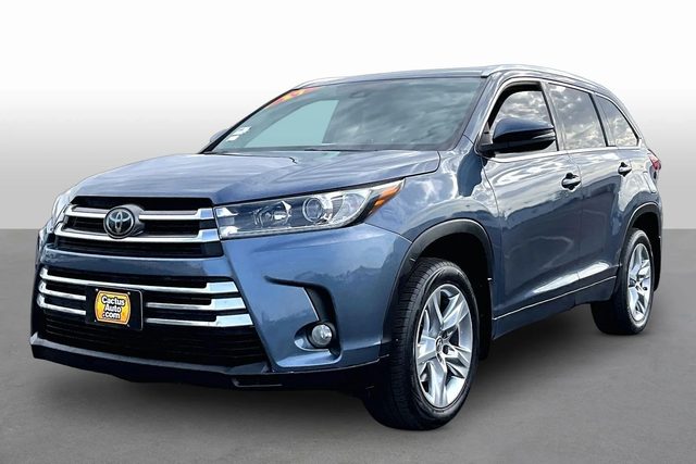2017 Toyota Highlander Limited FWD photo