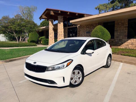 2017 Kia Forte LX FWD photo