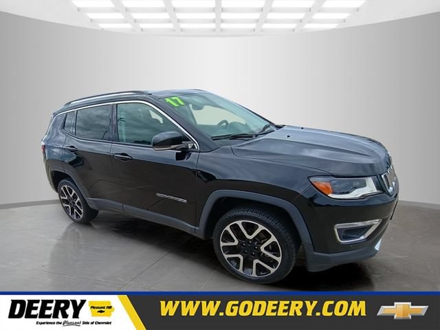 2017 Jeep Compass Limited 4WD photo