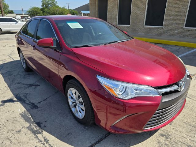 2017 Toyota Camry LE FWD photo