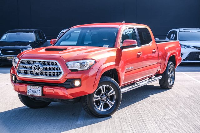 2017 Toyota Tacoma TRD Sport 4WD photo
