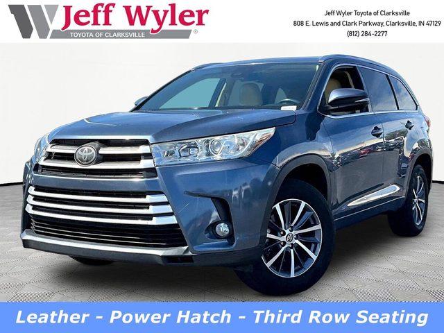 2017 Toyota Highlander XLE FWD photo