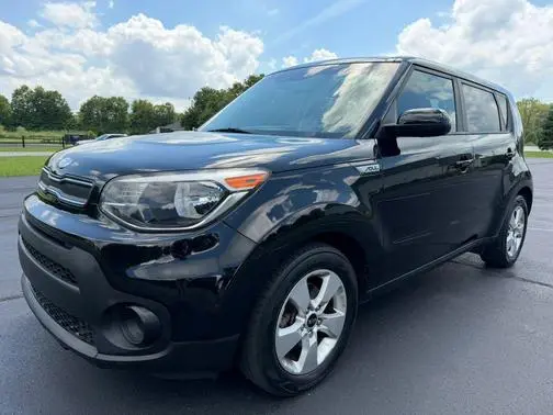 2017 Kia Soul Base FWD photo