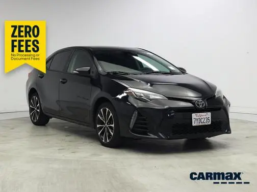 2017 Toyota Corolla SE FWD photo