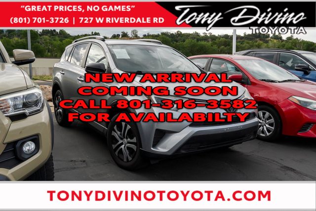 2017 Toyota RAV4 LE AWD photo