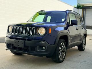 2017 Jeep Renegade Latitude 4WD photo