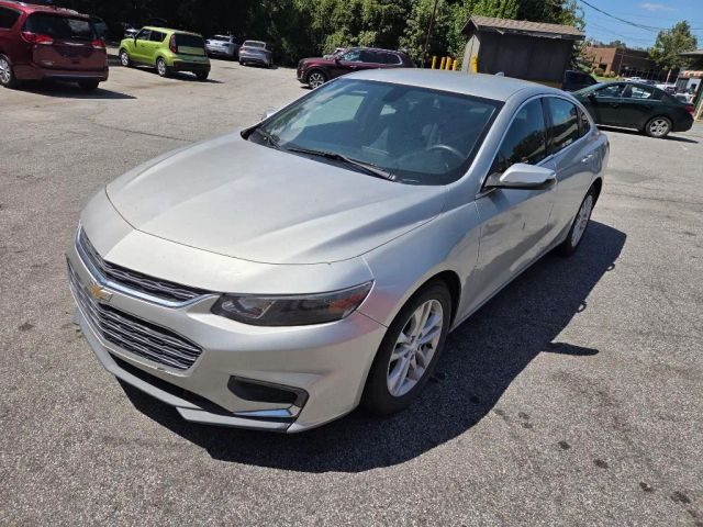 2017 Chevrolet Malibu LT FWD photo