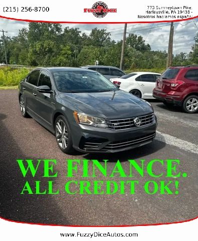 2017 Volkswagen Passat R-Line w/Comfort Pkg FWD photo