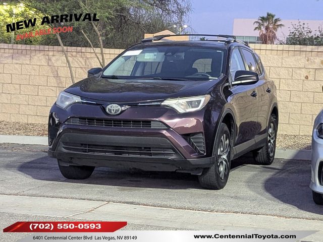 2017 Toyota RAV4 LE FWD photo