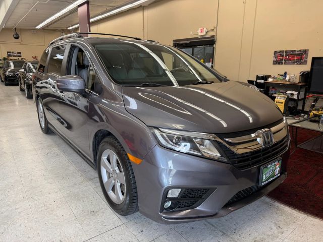 2018 Honda Odyssey EX-L FWD photo